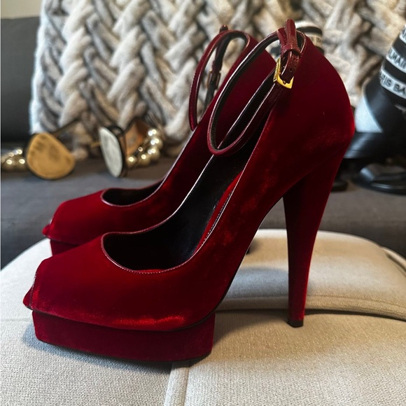 TOM FORD VELVET PLATFORMS - Picture 2 of 5